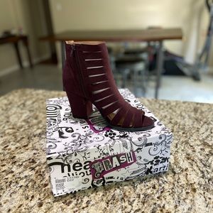 Spade Pique Violet Sandal